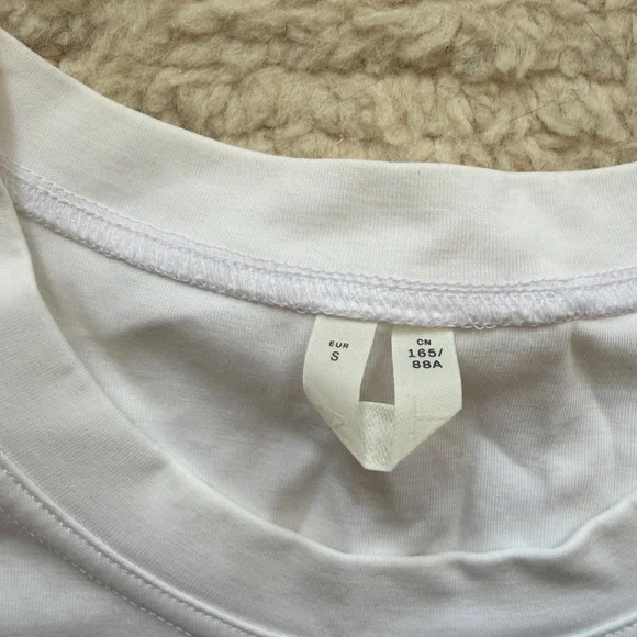 BNWOT Arket Heavyweight T shirt size small black and white - Picture 3 of 3